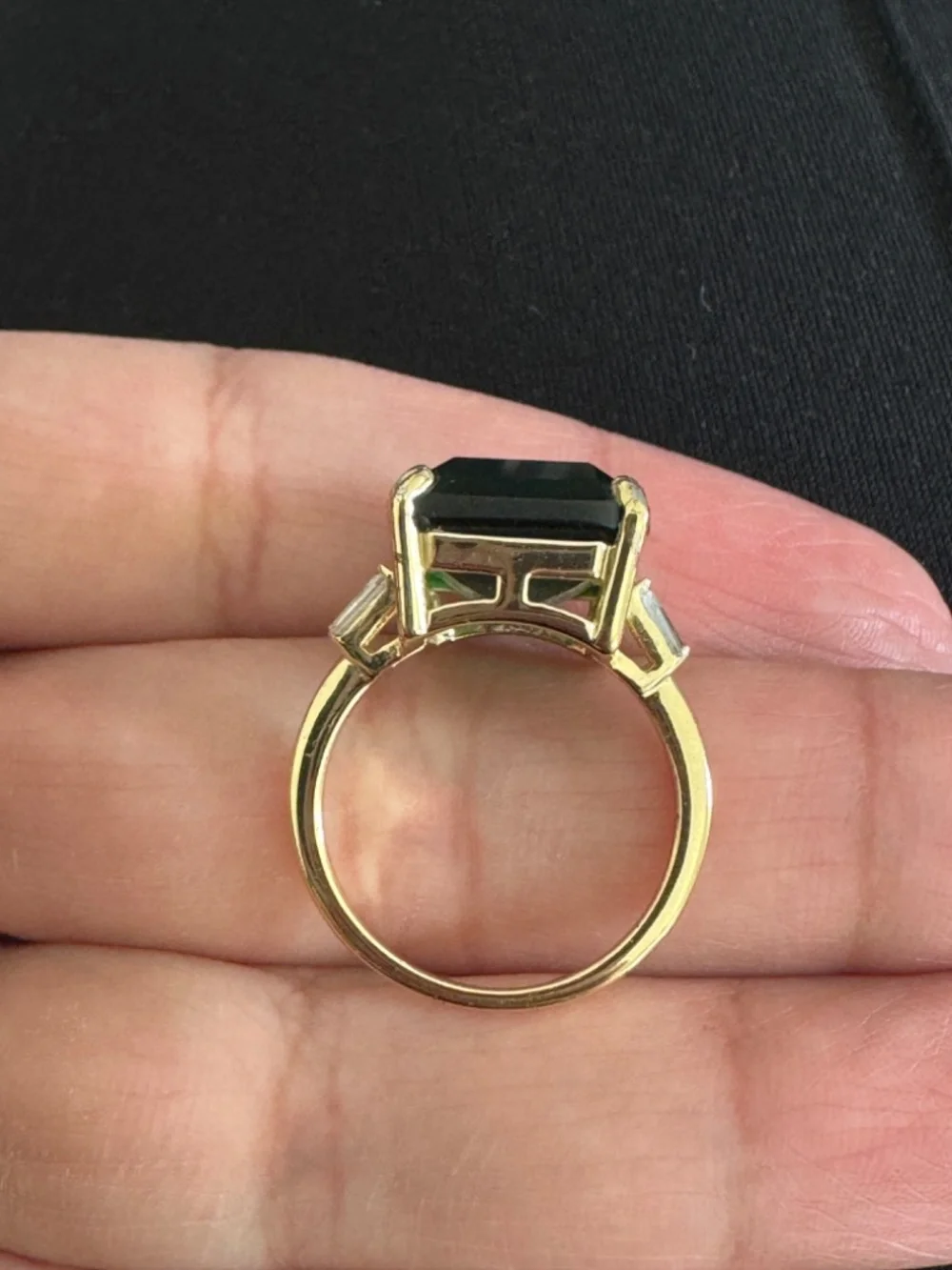 Green Statement Fashion Gold Tone Ring- Size 9